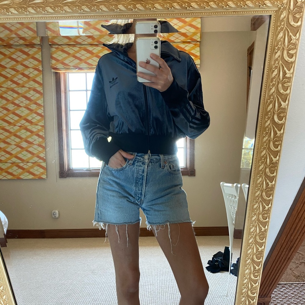 Crop adidas velour navy blue tracksuit top. New